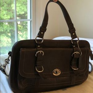 Vintage Authentic Coach Shoulder Bag Leather